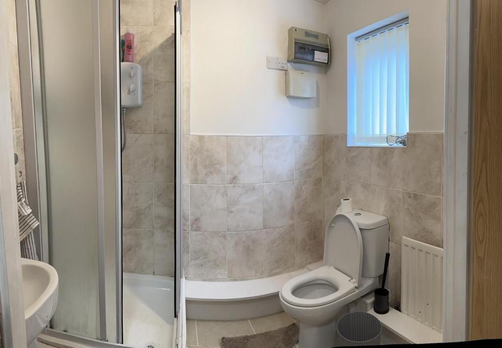Rooms 7 Minutes From Etihad Manchester Extérieur photo